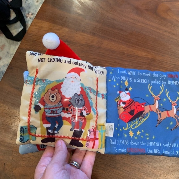 Mud Pie Baby Toddler Santa Christmas Crinkle Interactive Soft Book - Picture 4 of 5